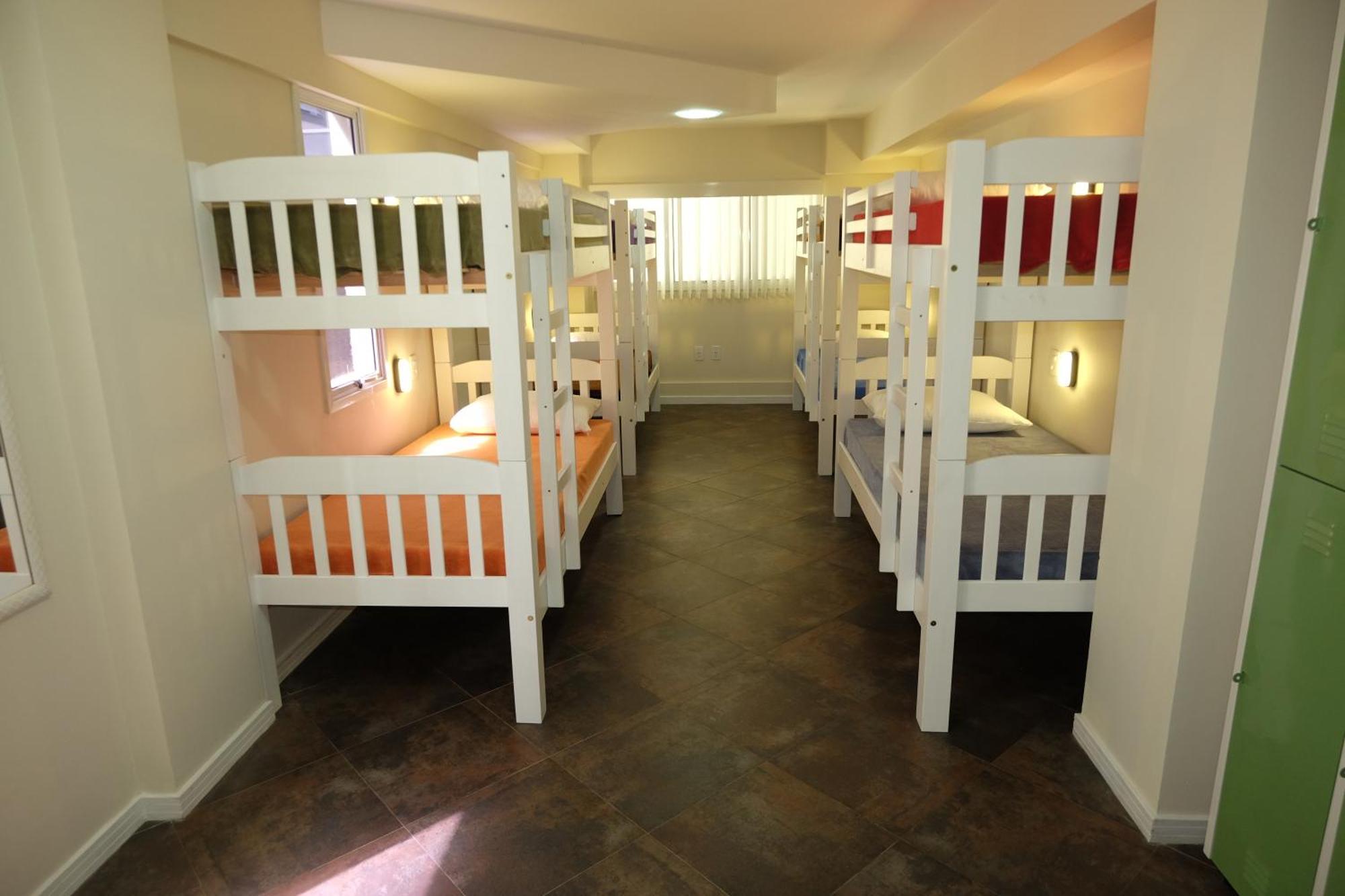 Hostel Toca Da Moreia Бомбиньяс Экстерьер фото