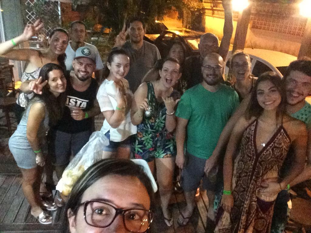 Hostel Toca Da Moreia Бомбиньяс Экстерьер фото